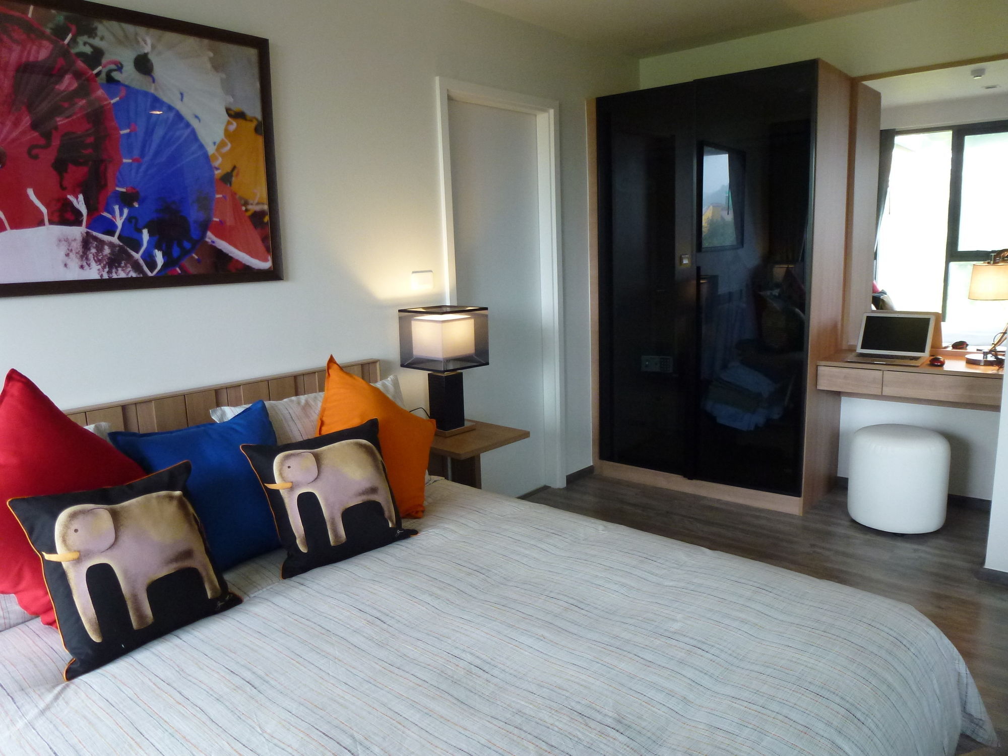 Hotel The Deck Patong